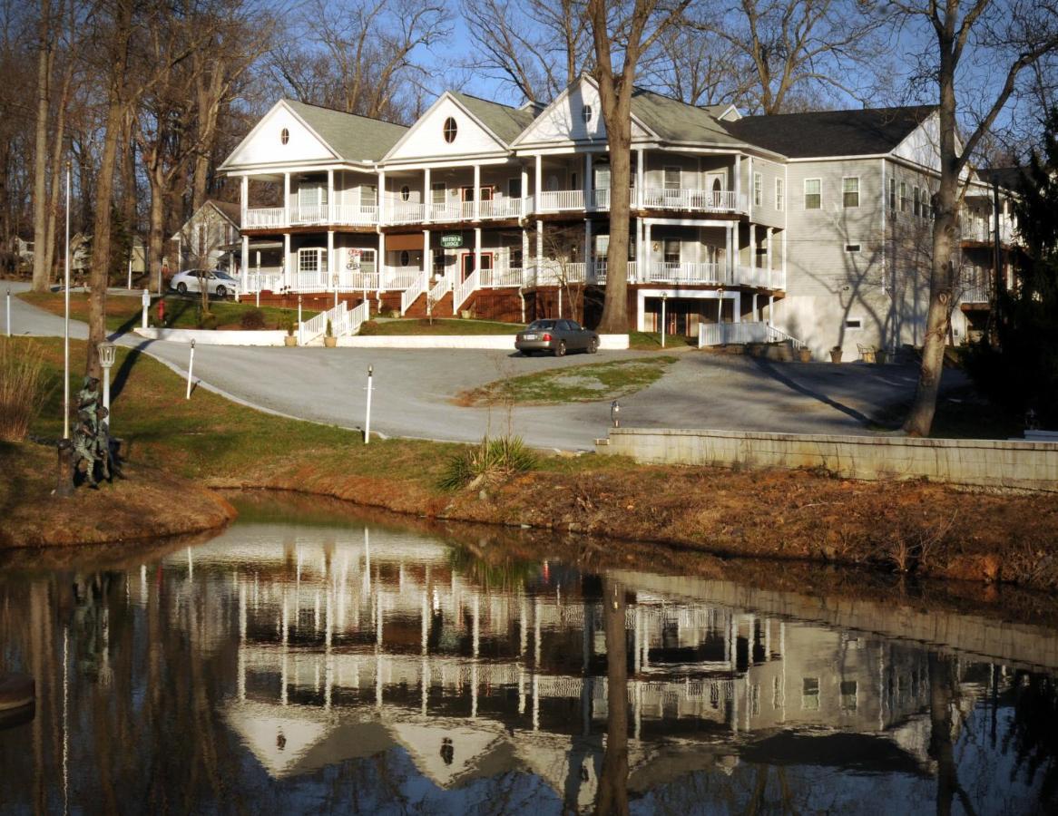 Acorn Hill Lodge And Spa Lynchburg Exterior photo
